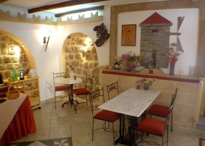 Cava D'oro מלון 3*