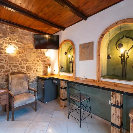 Cava D'oro Otel 2*