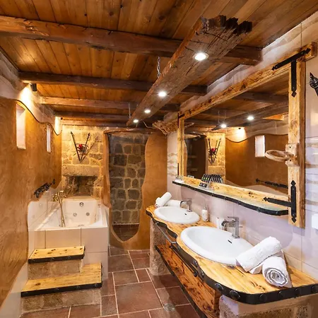 Отель Cava D'oro 3*