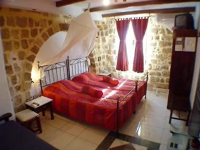 Cava D'oro فندق