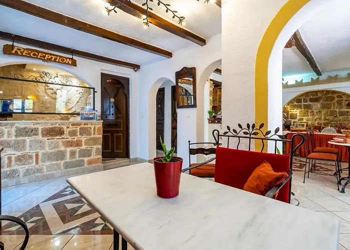 Hotell Cava D'oro 3*