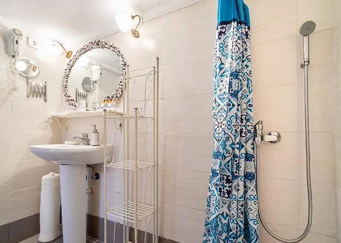 Cava D'oro Hotell 3*